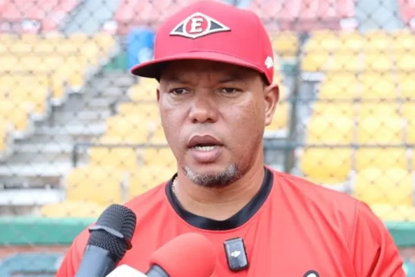 Mánager del Escogido deposita su confianza en Radhamés Liz para lograr ventaja esta noche